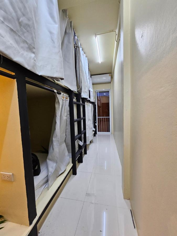 Luca Hostel Bangkok Dış mekan fotoğraf